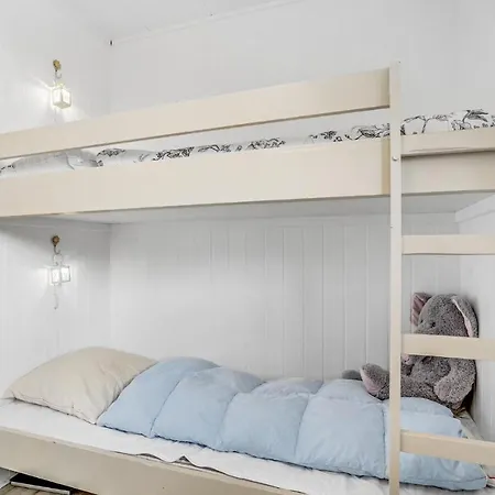 Feriehus Three-bedroom In Lemvig *