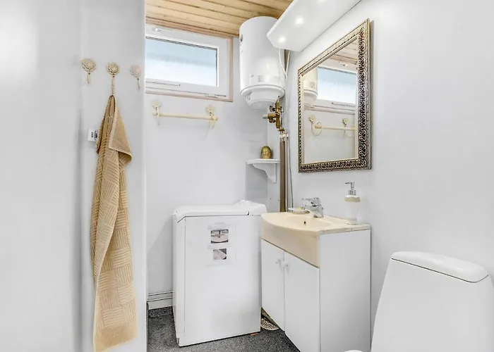 Three-bedroom In Nyaraló Lemvig